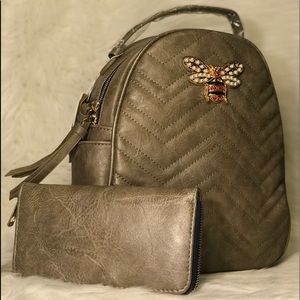 Gem pendant backpack set